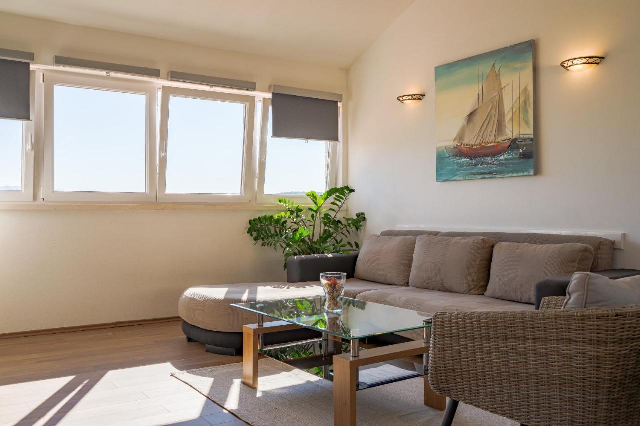 House Fidulic - Penthouse The View Apartment Lumbarda Exterior photo