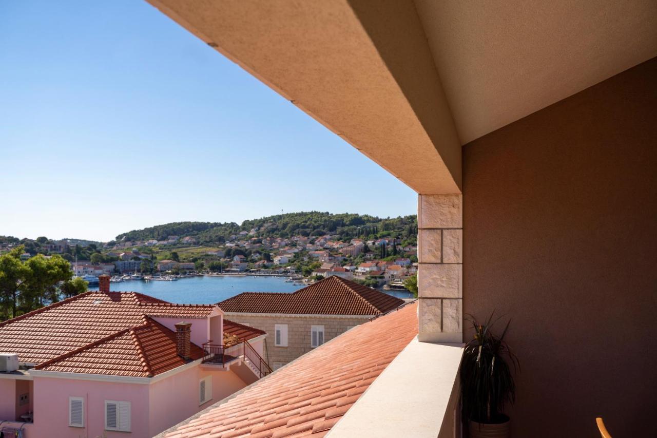 House Fidulic - Penthouse The View Apartment Lumbarda Exterior photo